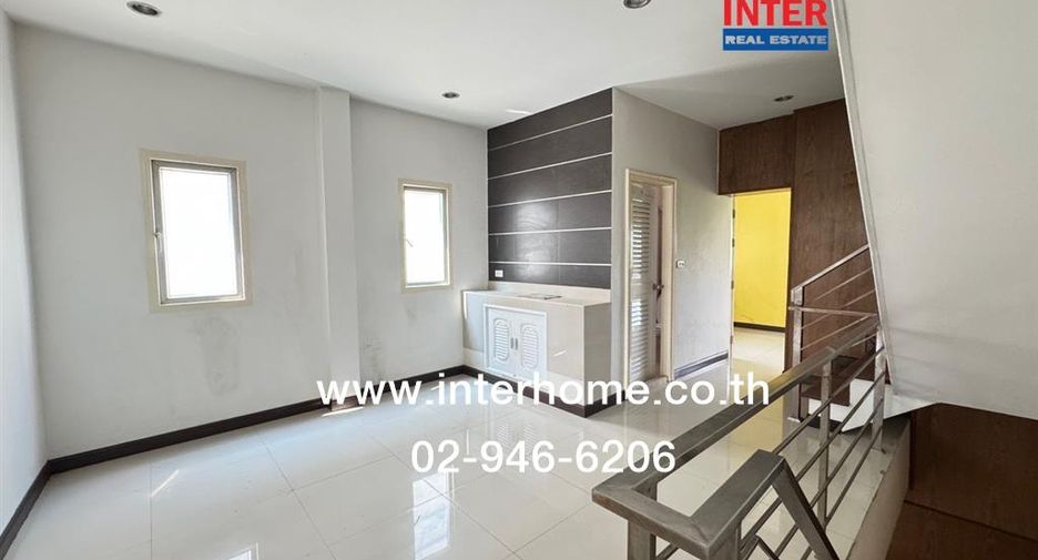 For sale 4 bedrooms retail Space in Bang Khae, Bangkok