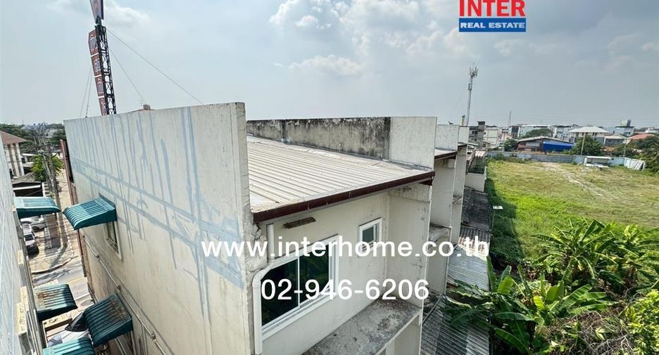 For sale 4 bedrooms retail Space in Bang Khae, Bangkok