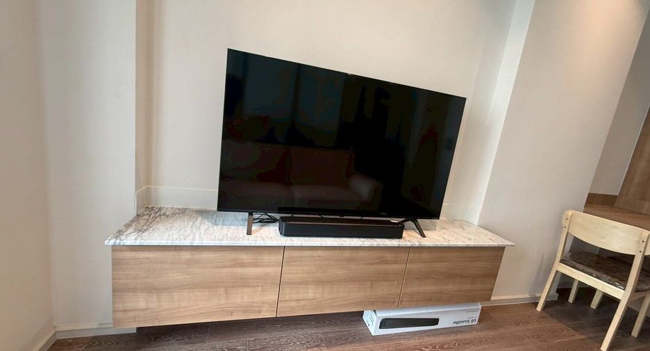 For rent 1 bed condo in Khlong Toei, Bangkok