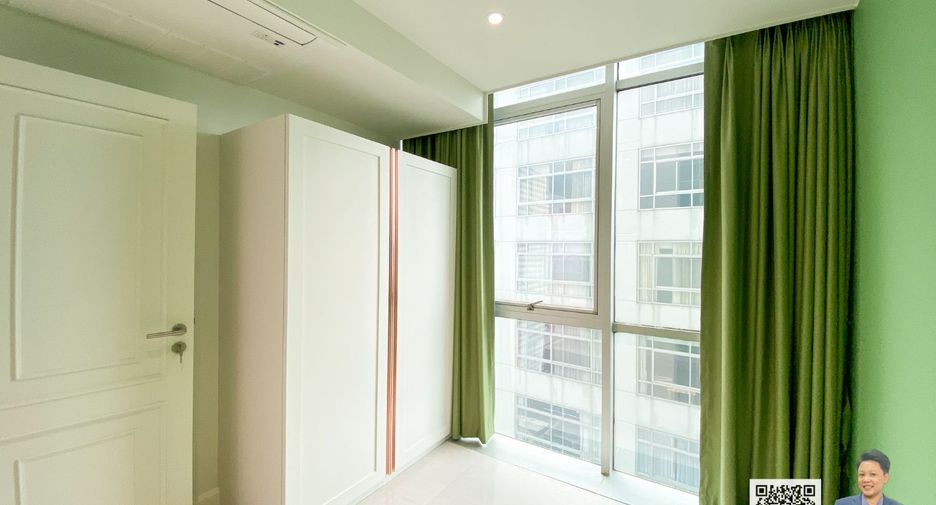 For sale 2 bedrooms condo in Watthana, Bangkok