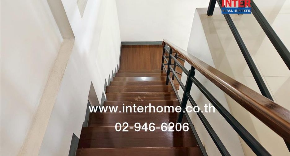 For sale 3 bedrooms townhouse in Min Buri, Bangkok