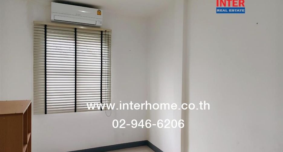 For sale 3 bedrooms townhouse in Min Buri, Bangkok
