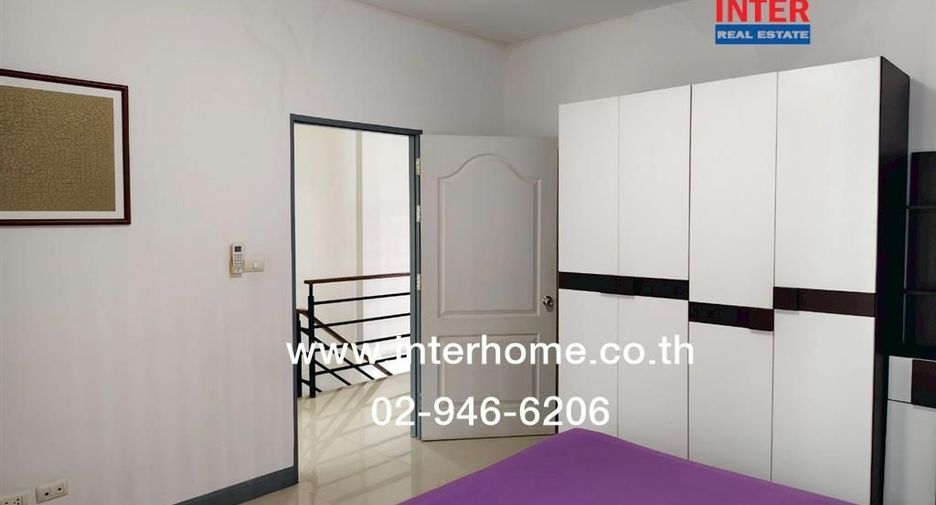 For sale 3 bedrooms townhouse in Min Buri, Bangkok