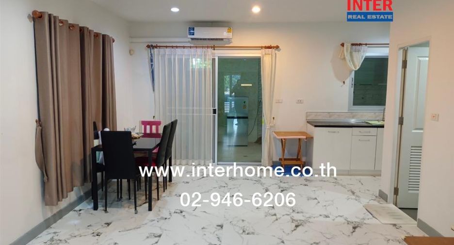 For sale 4 bedrooms townhouse in Khlong Sam Wa, Bangkok
