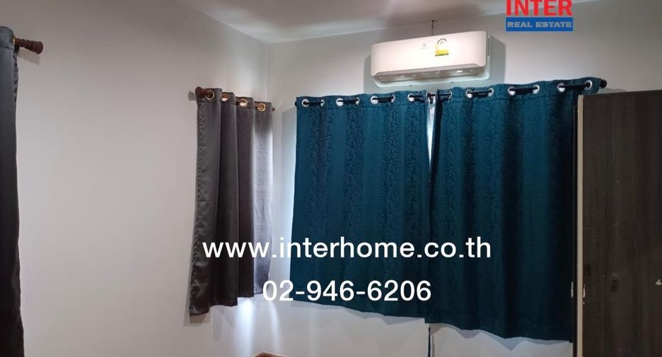For sale 4 bedrooms townhouse in Khlong Sam Wa, Bangkok