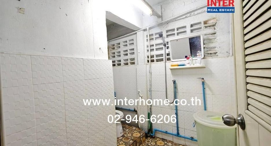 For sale 5 bedrooms house in Bueng Kum, Bangkok