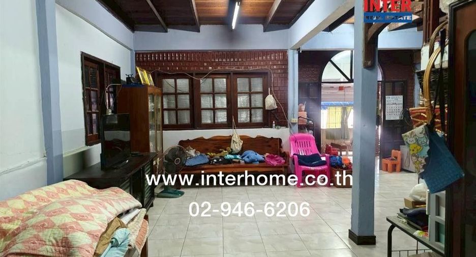 For sale 5 bedrooms house in Bueng Kum, Bangkok