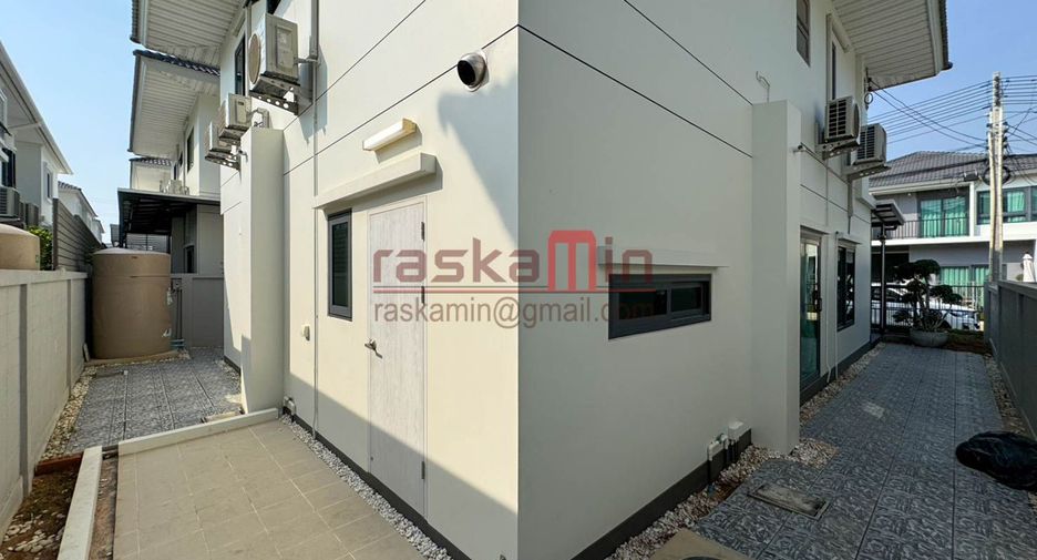 For rent 4 bedrooms house in Bang Lamung, Chonburi