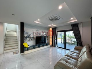 For rent 4 bedrooms house in Bang Lamung, Chonburi