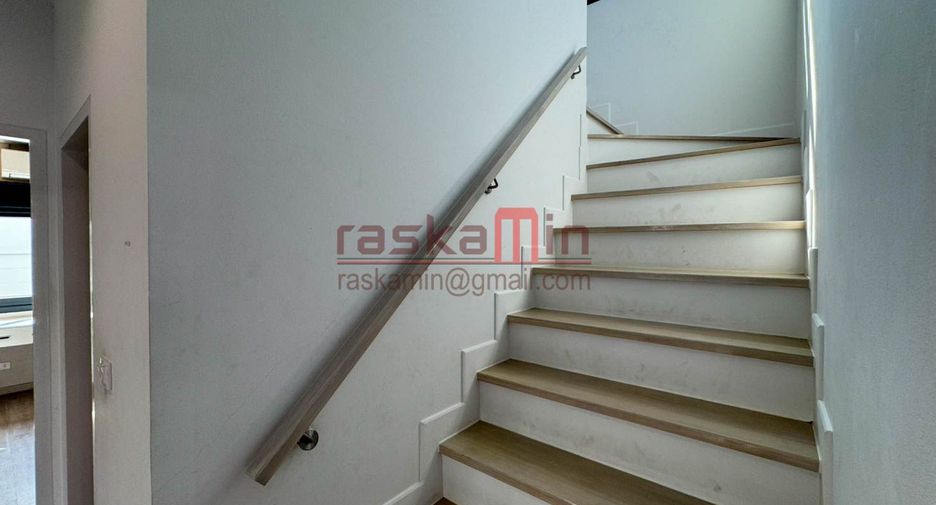 For rent 4 bedrooms house in Bang Lamung, Chonburi