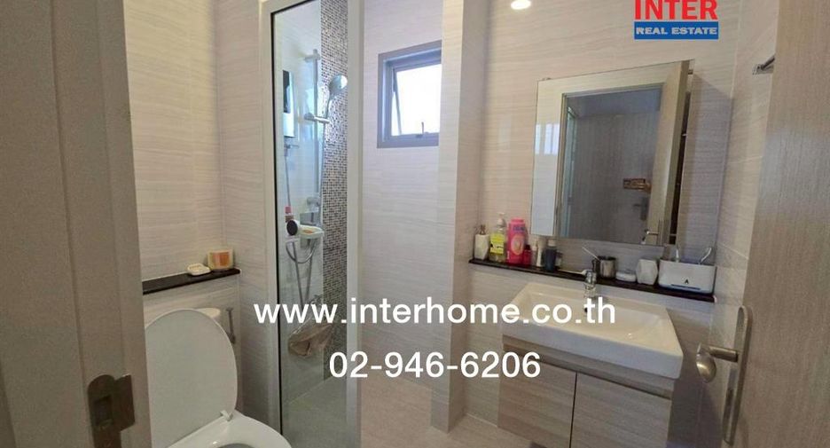 For sale 4 bedrooms house in Lat Krabang, Bangkok