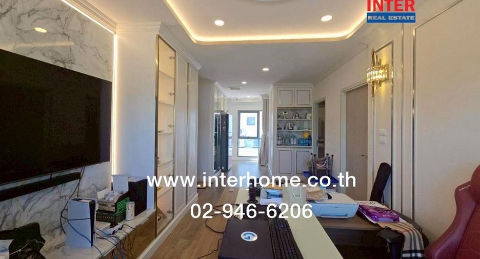 For sale 4 bedrooms house in Lat Krabang, Bangkok