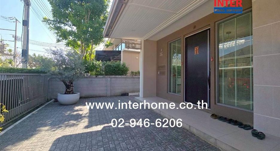For sale 4 bedrooms house in Lat Krabang, Bangkok