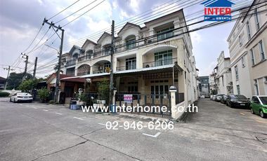 For sale 4 ベッドルーム townhouse in Bang Kapi, Bangkok