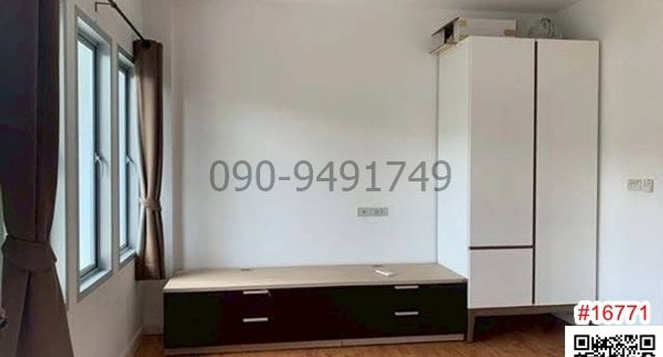 For sale 4 ベッドルーム townhouse in Khan Na Yao, Bangkok