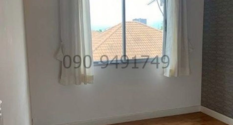 For sale 4 ベッドルーム townhouse in Khan Na Yao, Bangkok