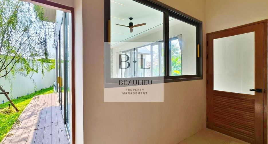 For sale 4 bedrooms house in Bang Lamung, Chonburi