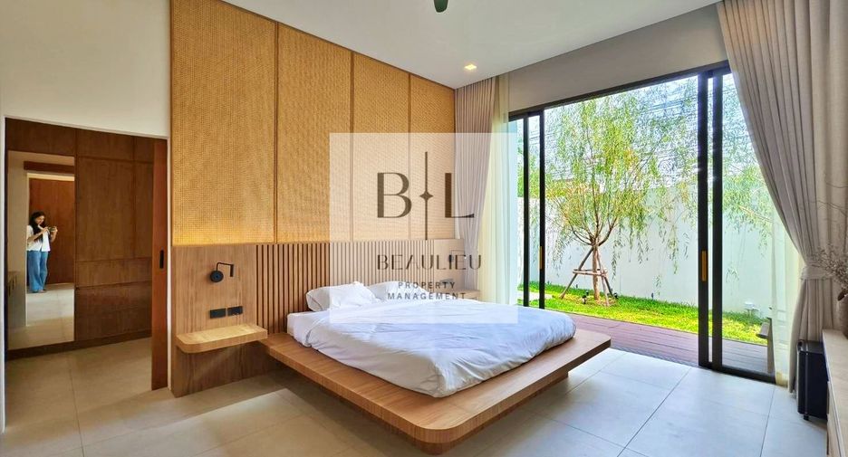 For sale 4 bedrooms house in Bang Lamung, Chonburi