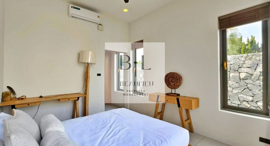 For sale 4 bedrooms house in Bang Lamung, Chonburi