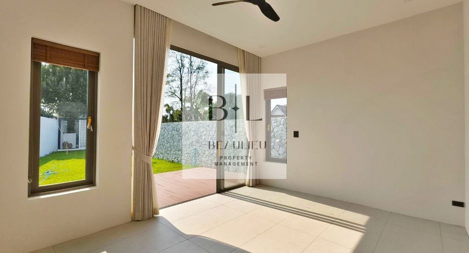 For sale 4 bedrooms house in Bang Lamung, Chonburi