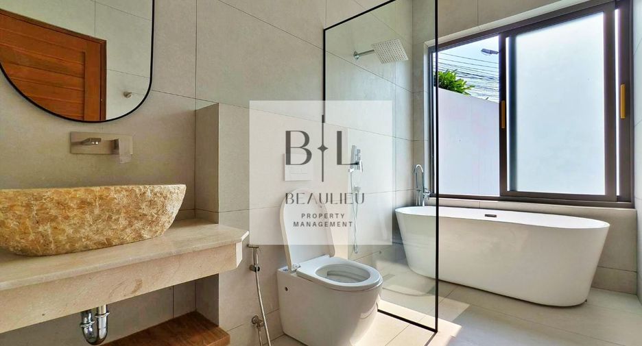 For sale 4 bedrooms house in Bang Lamung, Chonburi
