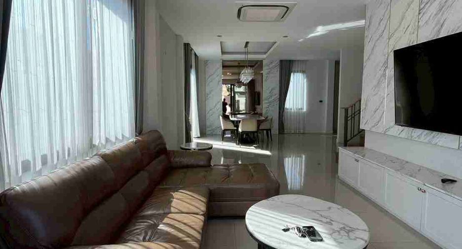 For rent 3 bedrooms house in Bang Lamung, Chonburi