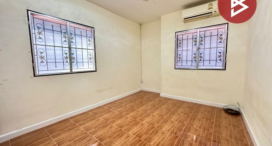For sale 3 bedrooms townhouse in Phra Samut Chedi, Samut Prakan
