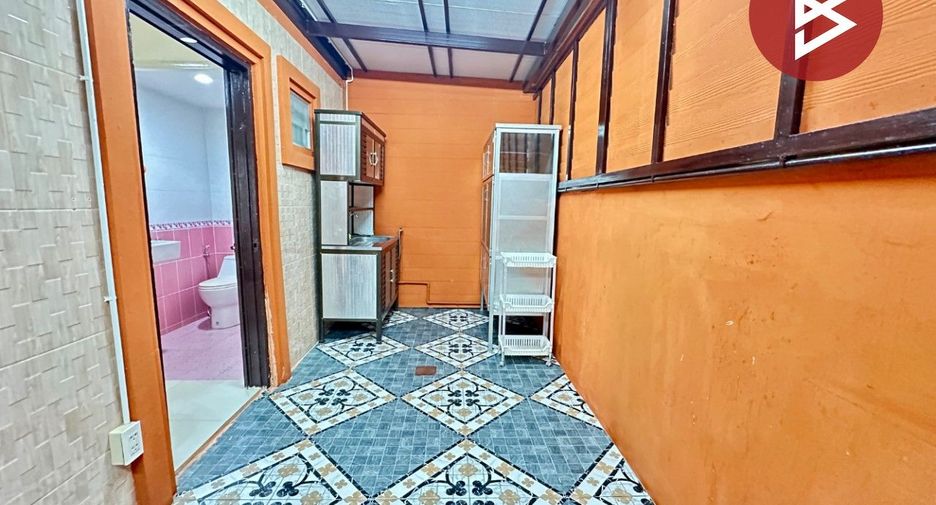 For sale 3 bedrooms townhouse in Phra Samut Chedi, Samut Prakan