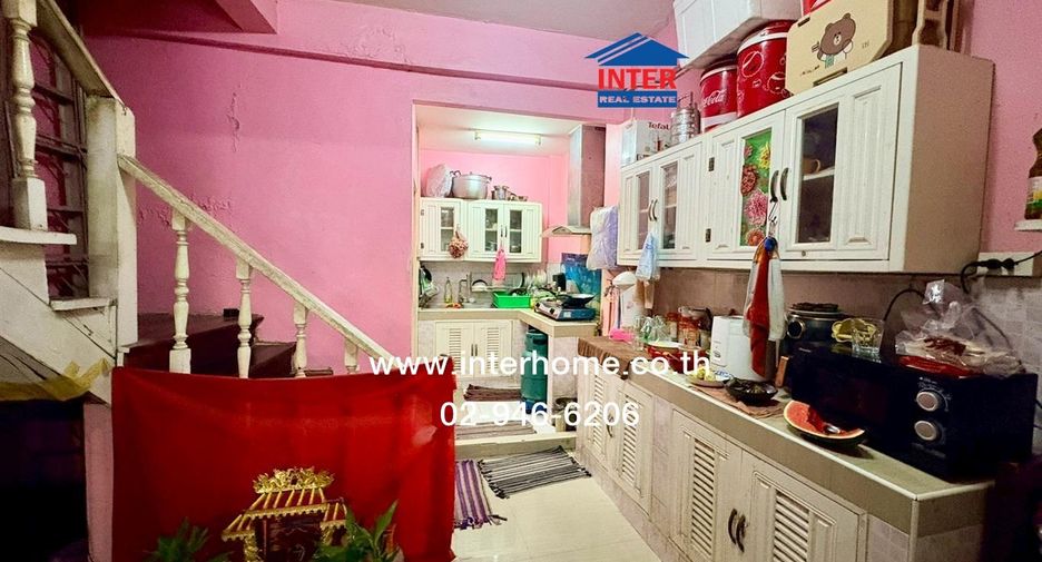 For sale 5 bedrooms retail Space in Bang Sue, Bangkok