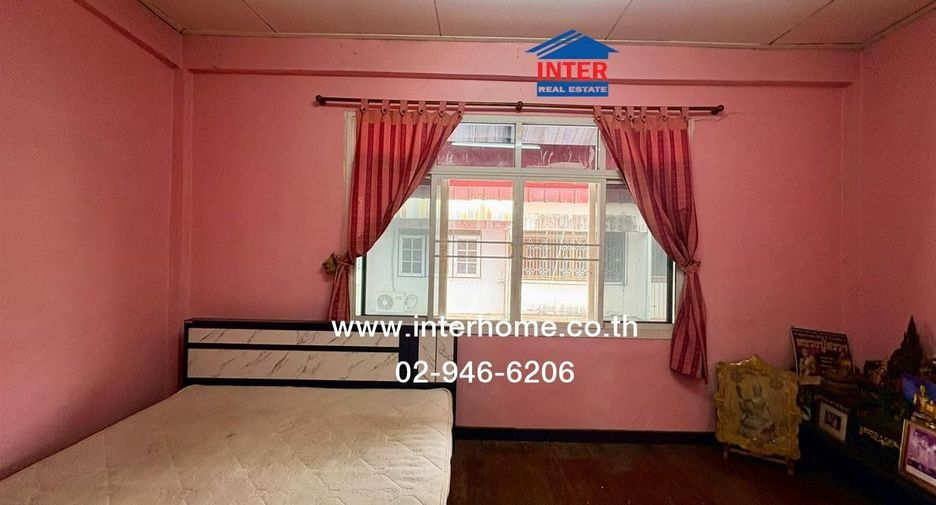 For sale 5 bedrooms retail Space in Bang Sue, Bangkok