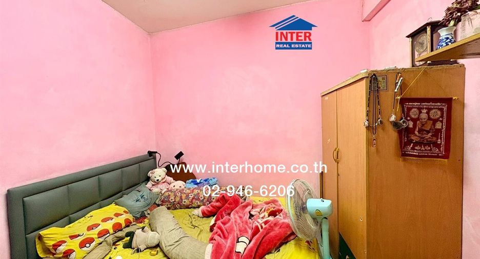 For sale 5 bedrooms retail Space in Bang Sue, Bangkok