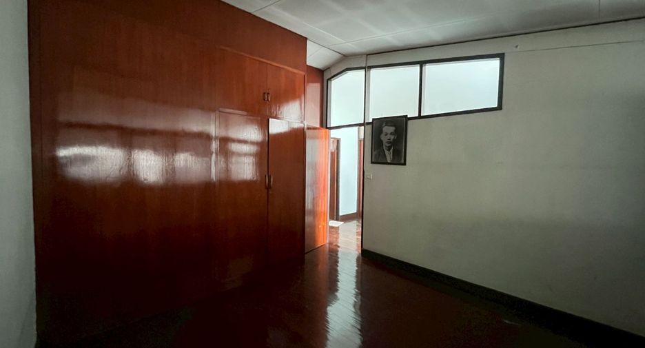À vendre 3 chambres maison à Chatuchak, Bangkok
