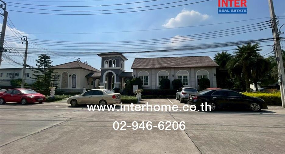 For sale 4 bedrooms townhouse in Bueng Kum, Bangkok