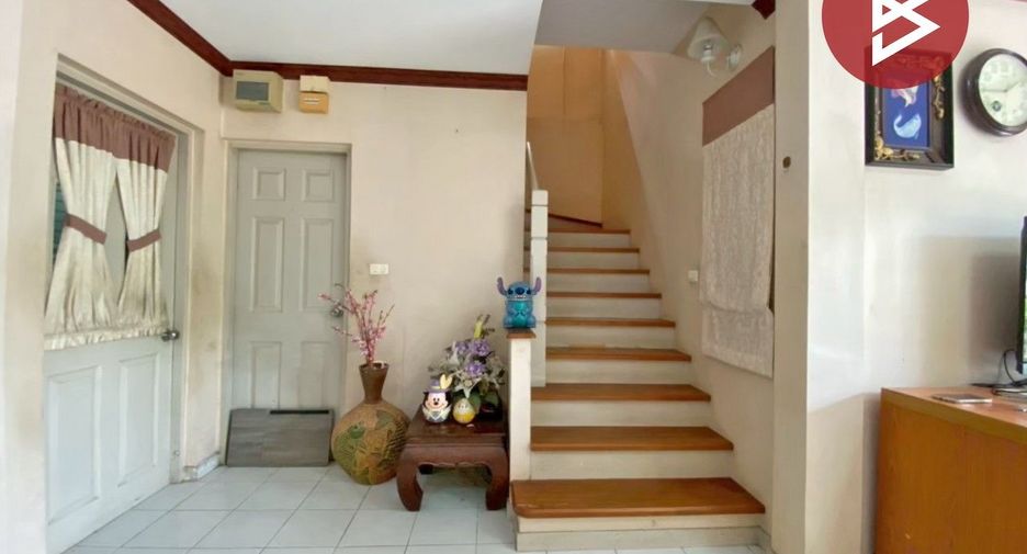 Casa en venta de 4 habitaciones en Nong Chok, Bangkok