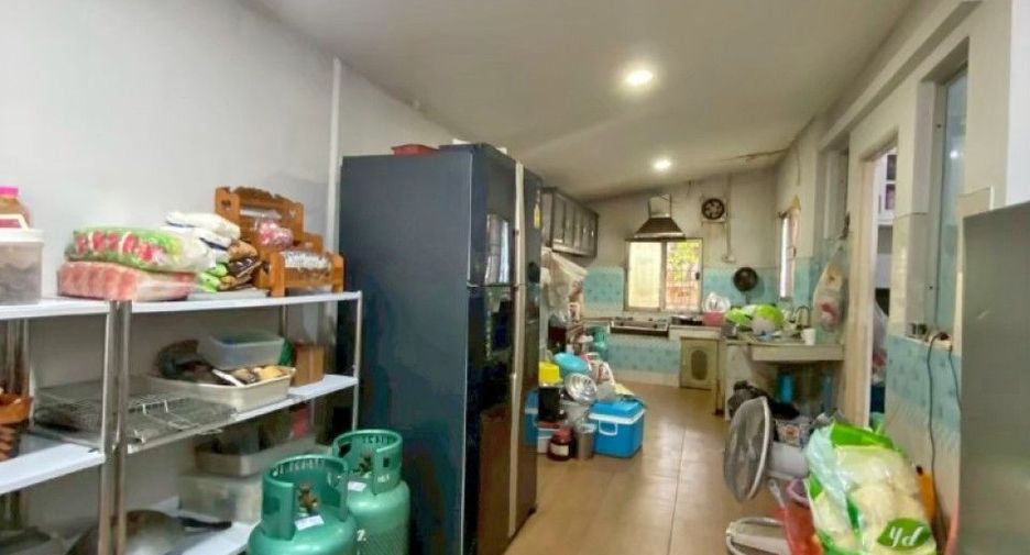 Casa en venta de 4 habitaciones en Nong Chok, Bangkok
