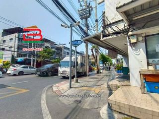 出售 土地 在 Thung Khru, 曼谷