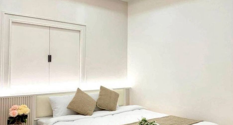 For sale 4 bedrooms house in Bang Lamung, Chonburi