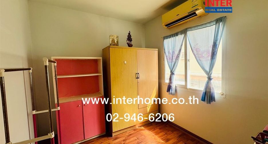 For sale 3 bedrooms townhouse in Bang Phli, Samut Prakan
