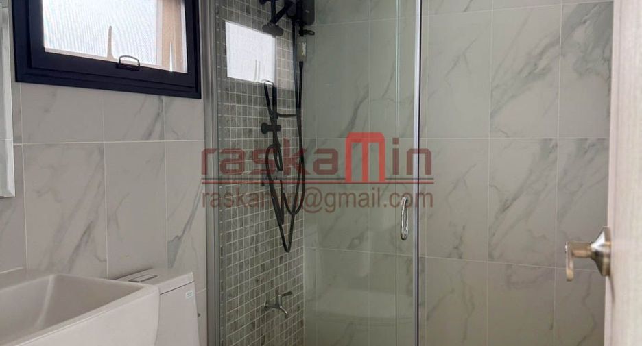 For sale 4 bedrooms house in Bang Lamung, Chonburi