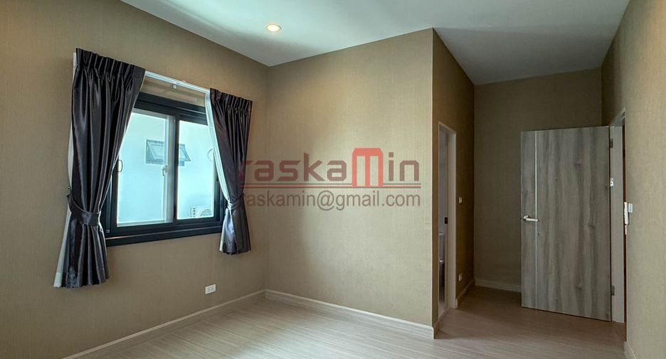For sale 4 bedrooms house in Bang Lamung, Chonburi