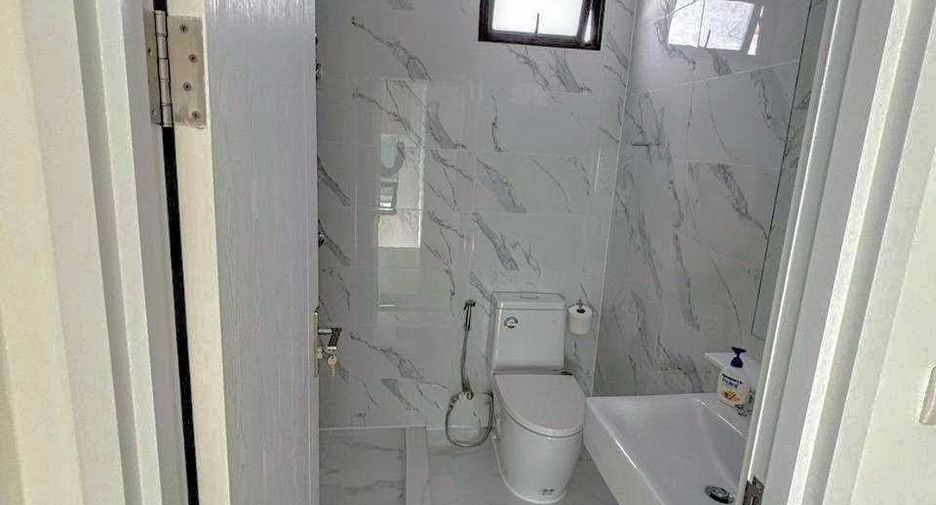 For rent 3 bedrooms house in Bang Phli, Samut Prakan