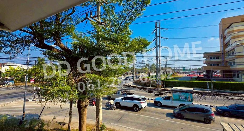 For sale 2 bedrooms retail Space in San Sai, Chiang Mai