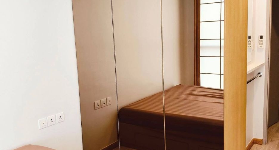 For sale 2 ベッドルーム condo in Phra Khanong, Bangkok