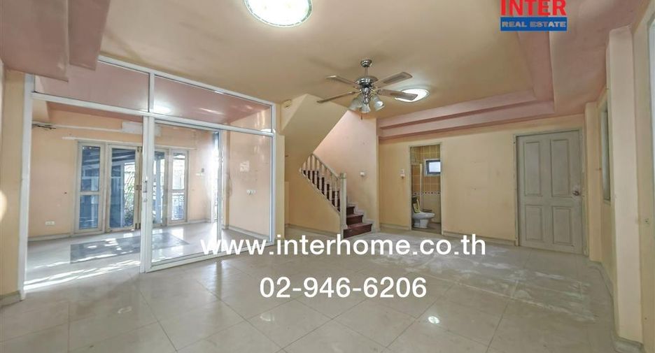For sale 3 ベッドルーム house in Thung Khru, Bangkok