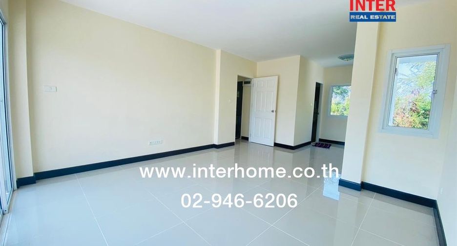 Casa en venta de 3 habitaciones en Thanyaburi, Pathum Thani
