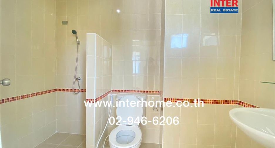 Casa en venta de 3 habitaciones en Thanyaburi, Pathum Thani