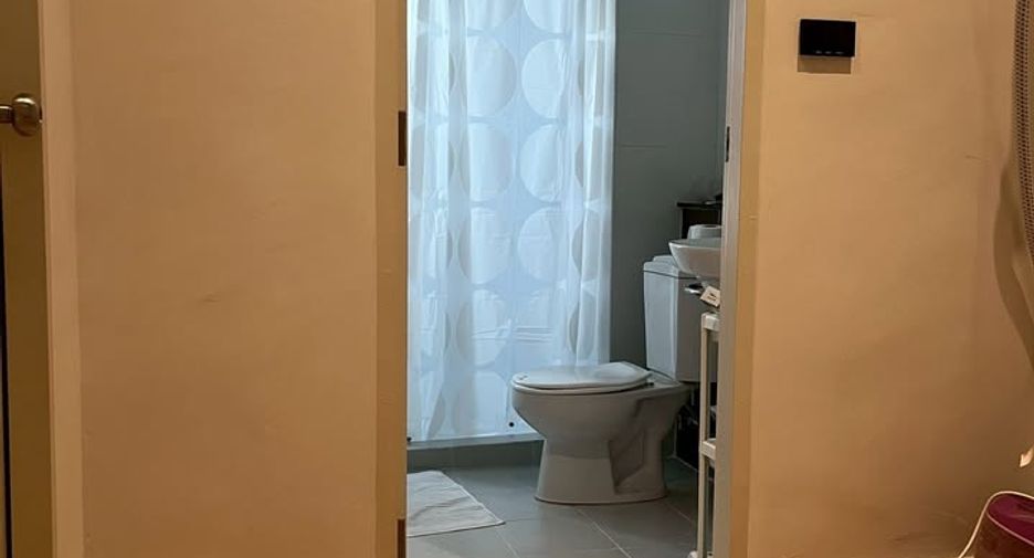 For rent and for sale 3 bedrooms townhouse in Prawet, Bangkok