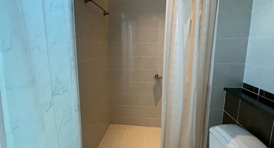 For rent and for sale 3 bedrooms townhouse in Prawet, Bangkok