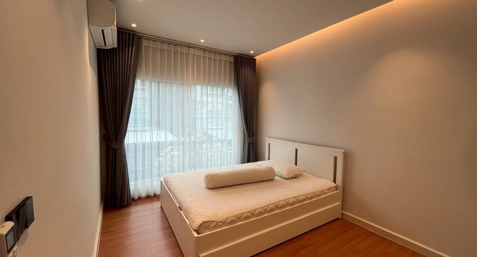 For rent and for sale 3 bedrooms townhouse in Prawet, Bangkok