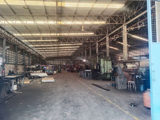 出售 仓库 在 Ban Bueng, Chon Buri